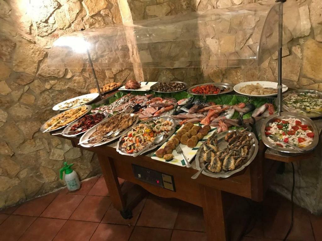 Gisira Apartments Al Borgo Κατάνια Εξωτερικό φωτογραφία